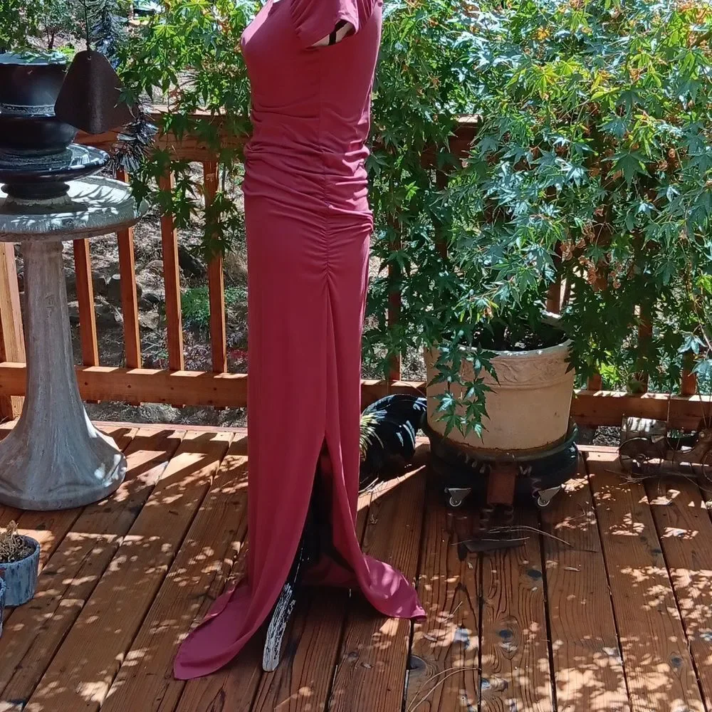 💐Host Pick 🌷🌻🌹NWT Mother Bee Maternity Maxi Dress - Picture 5 of 12